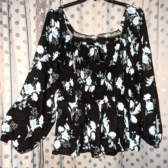 Smocked Top 5x/28 - Picture 2 of 14